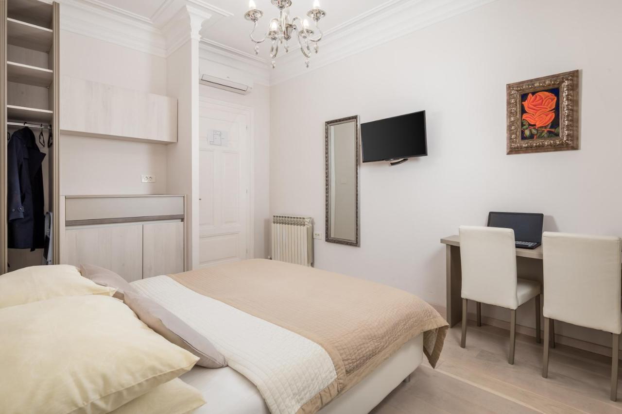Villa Sokol Apartments Opatija Center 외부 사진