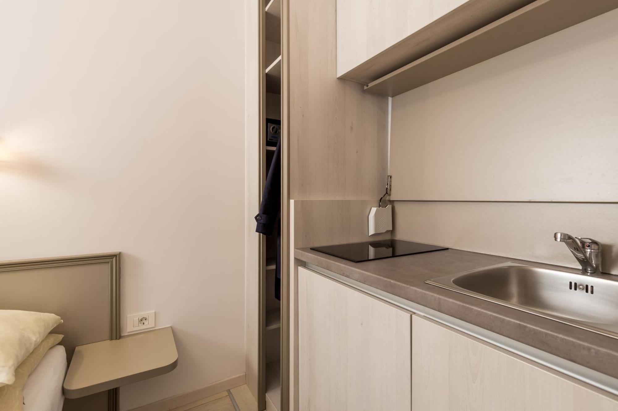 Villa Sokol Apartments Opatija Center 객실 사진